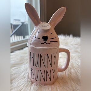 Rae Dunn NWT Artisan Collection Pink Hunny Bunny Mug with bunny topper lid